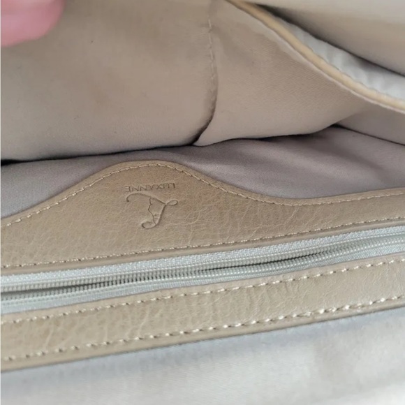 LUXANNE Vintage Kiss Lock gold-detailed handbag - Picture 2 of 11